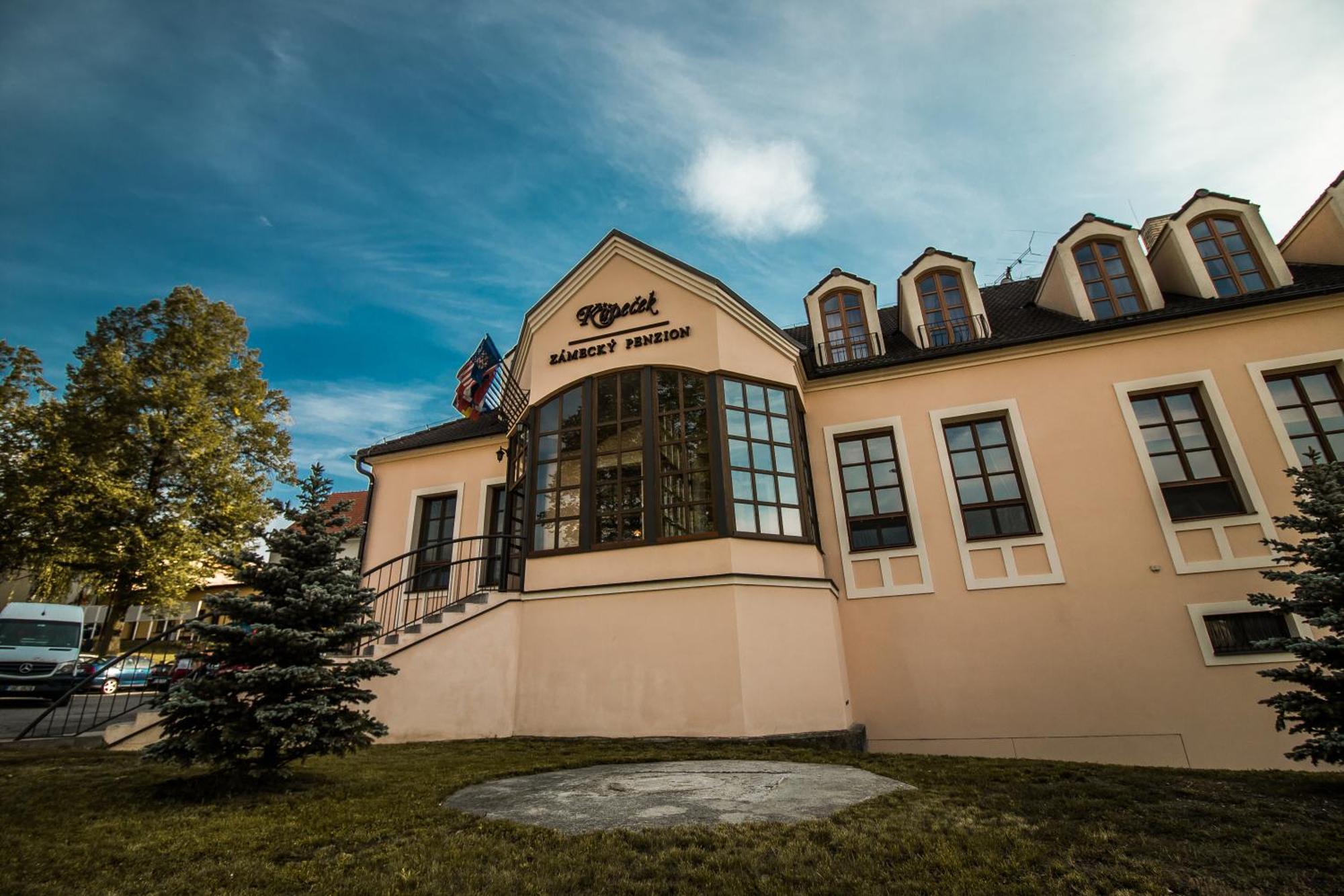 Hotel Zamecky Penzion Kopecek Rájec-Jestřebí Exterior foto